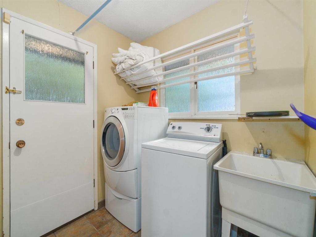 Listing Image for R3100661