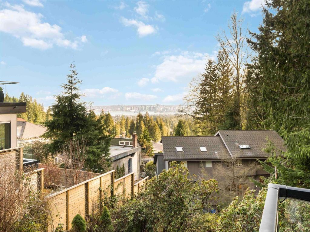 Listing Image for R3100661