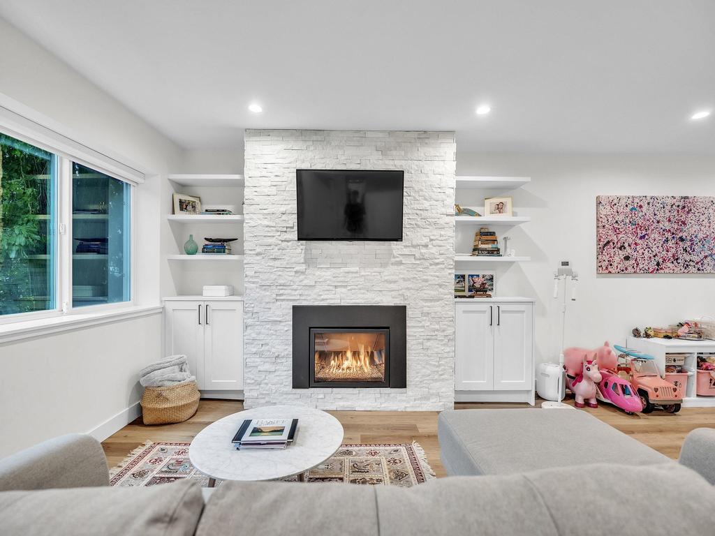 Listing Image for R3100662