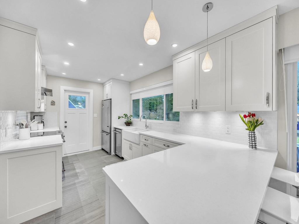 Listing Image for R3100662