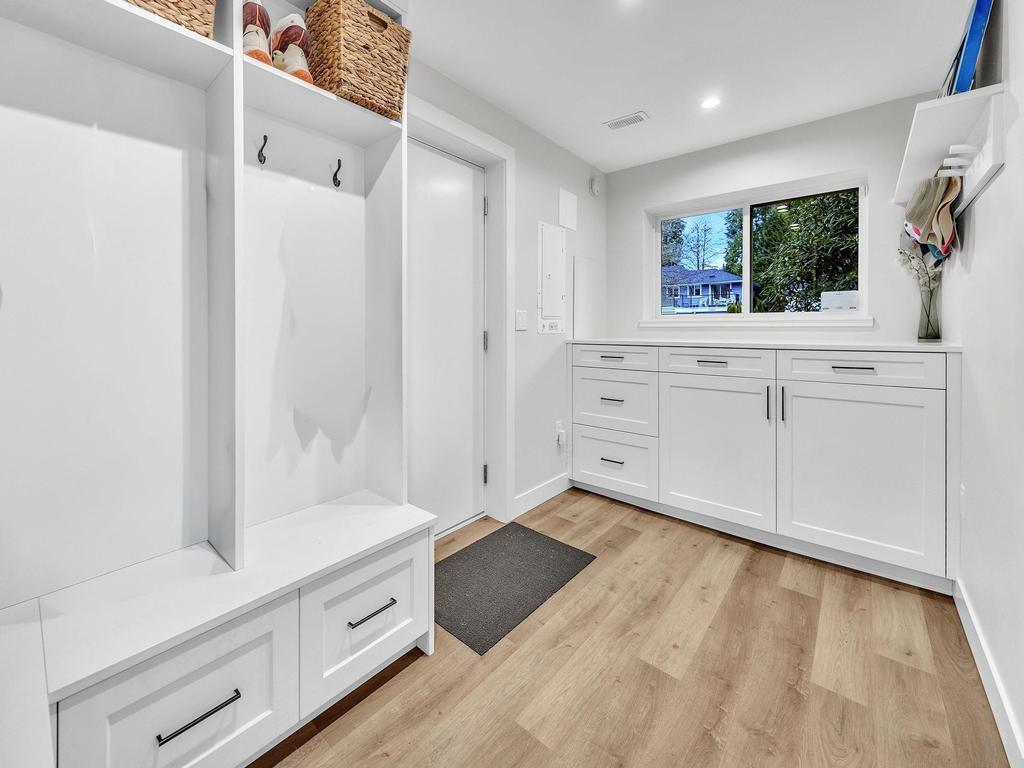 Listing Image for R3100662