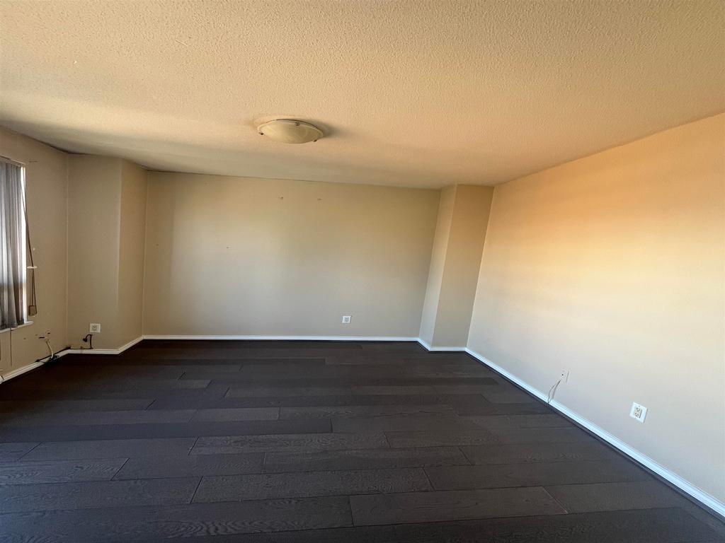 Listing Image for R3100666