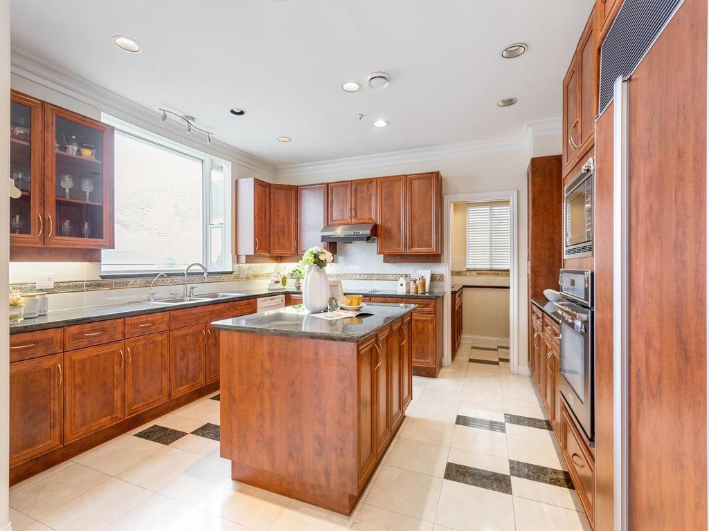 Listing Image for R3100673