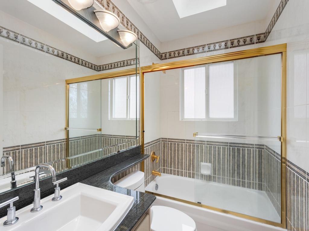 Listing Image for R3100673