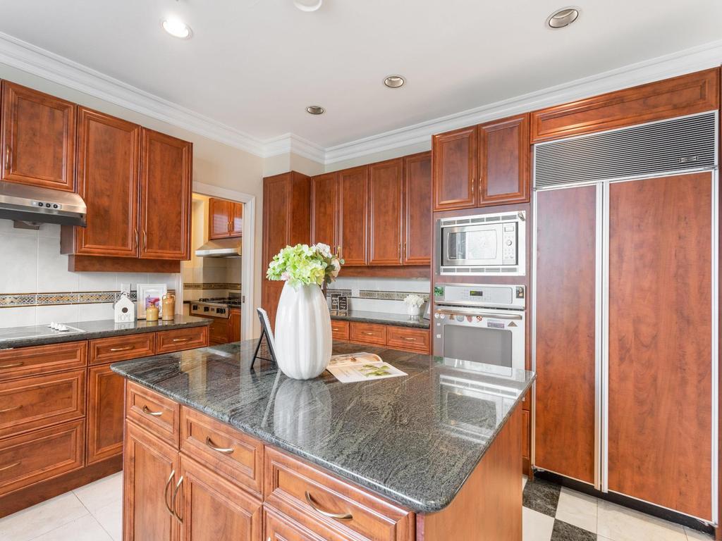 Listing Image for R3100673