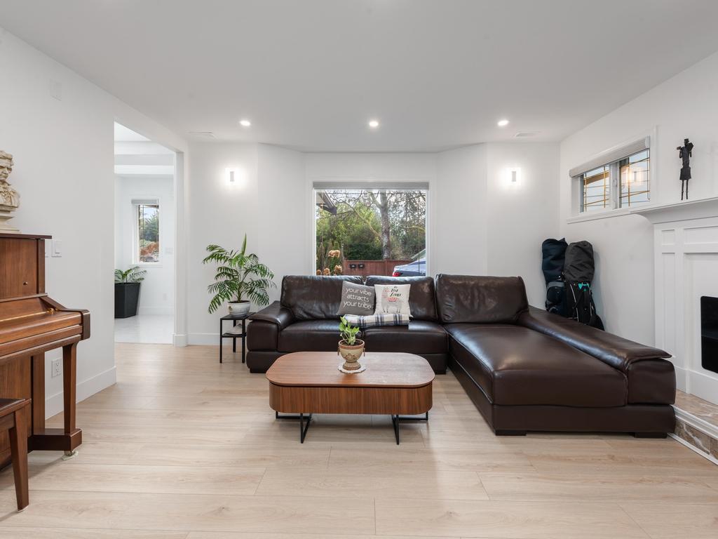 Listing Image for R3100680