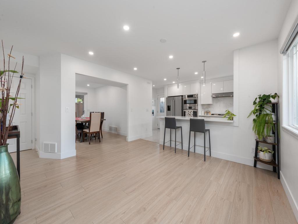 Listing Image for R3100680