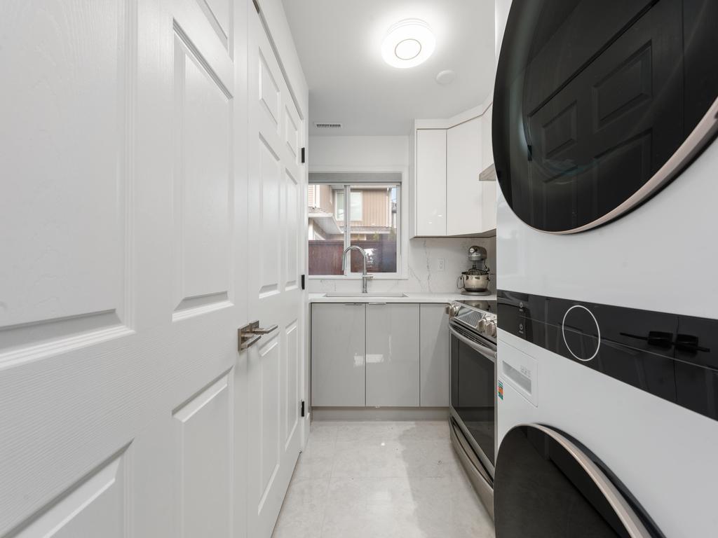 Listing Image for R3100680