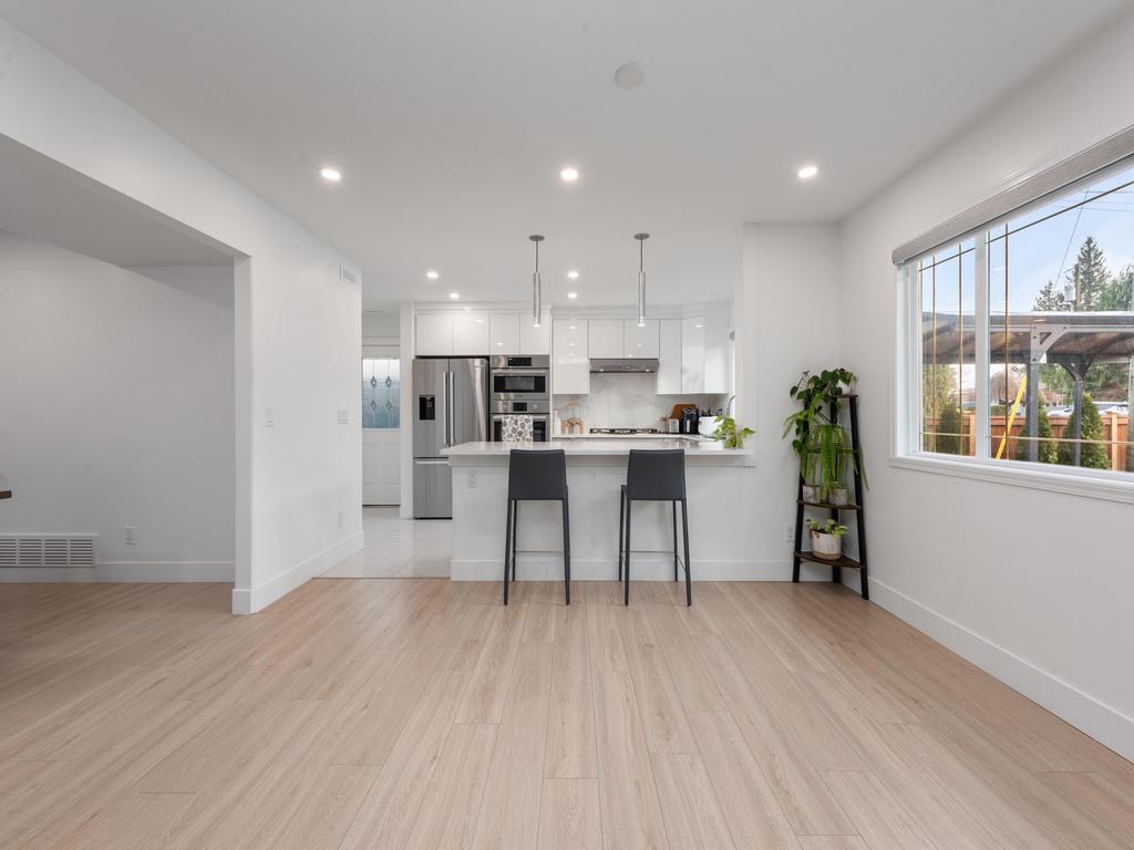 Listing Image for R3100680