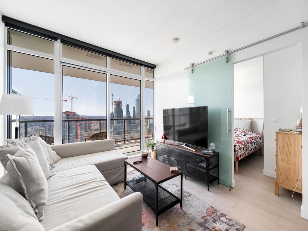 Listing Image for R3100681