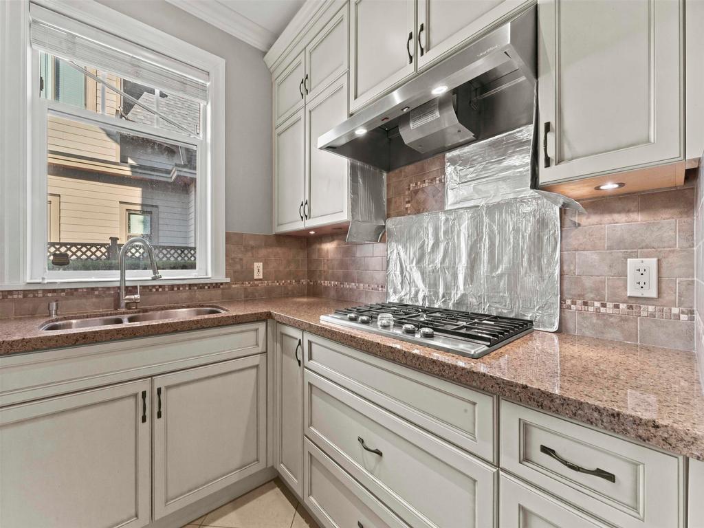 Listing Image for R3100683