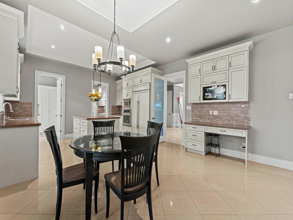 Listing Image for R3100683