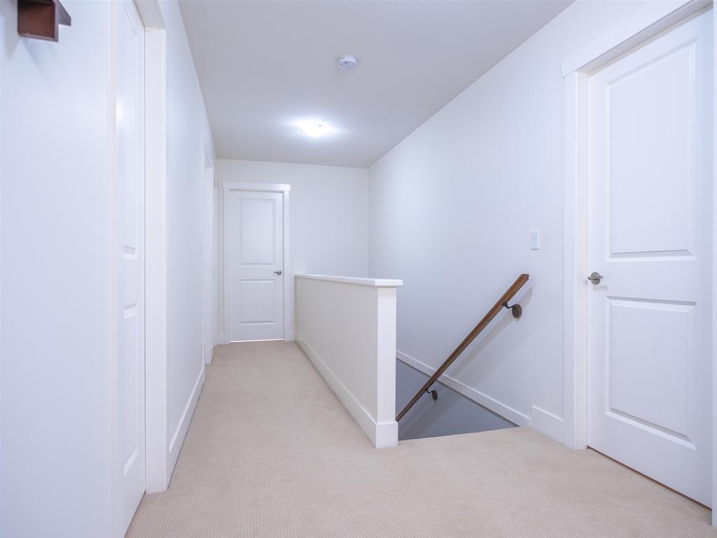 Listing Image for R3100696