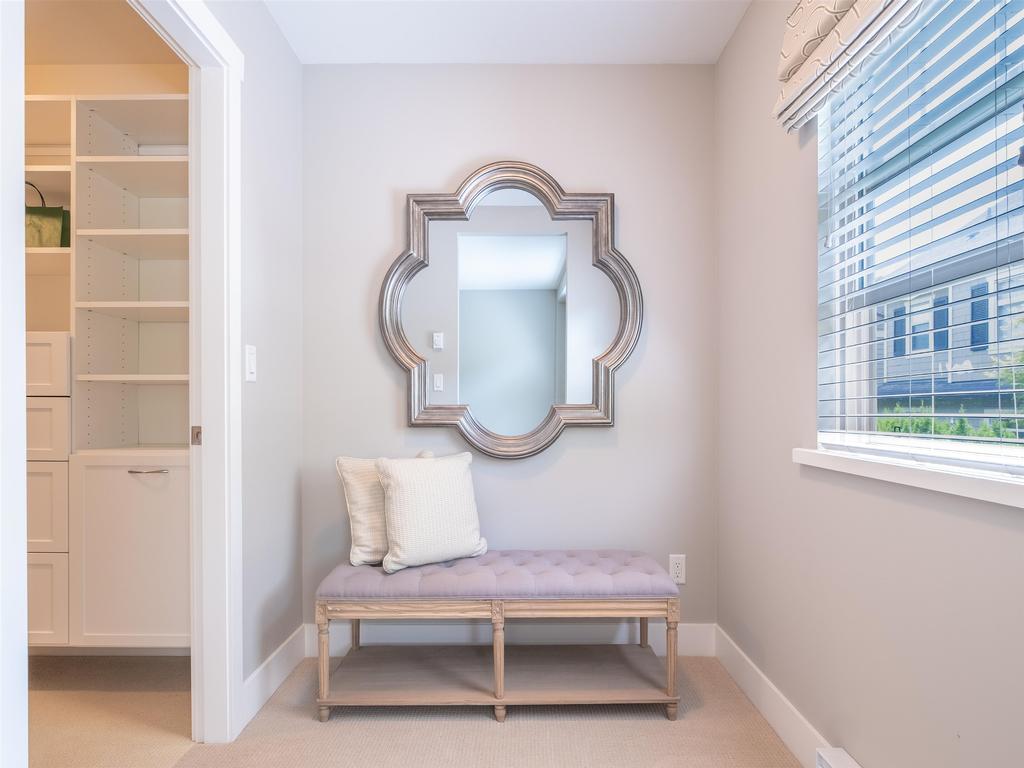 Listing Image for R3100696