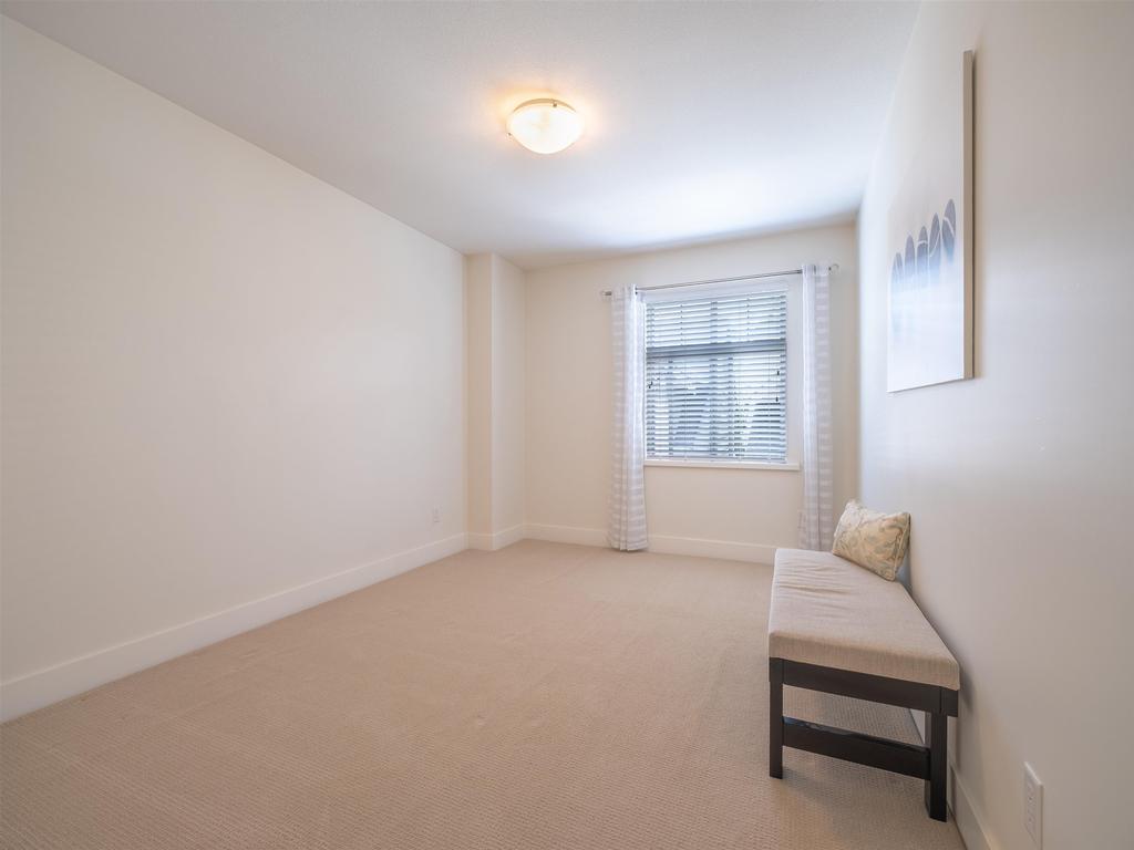 Listing Image for R3100696