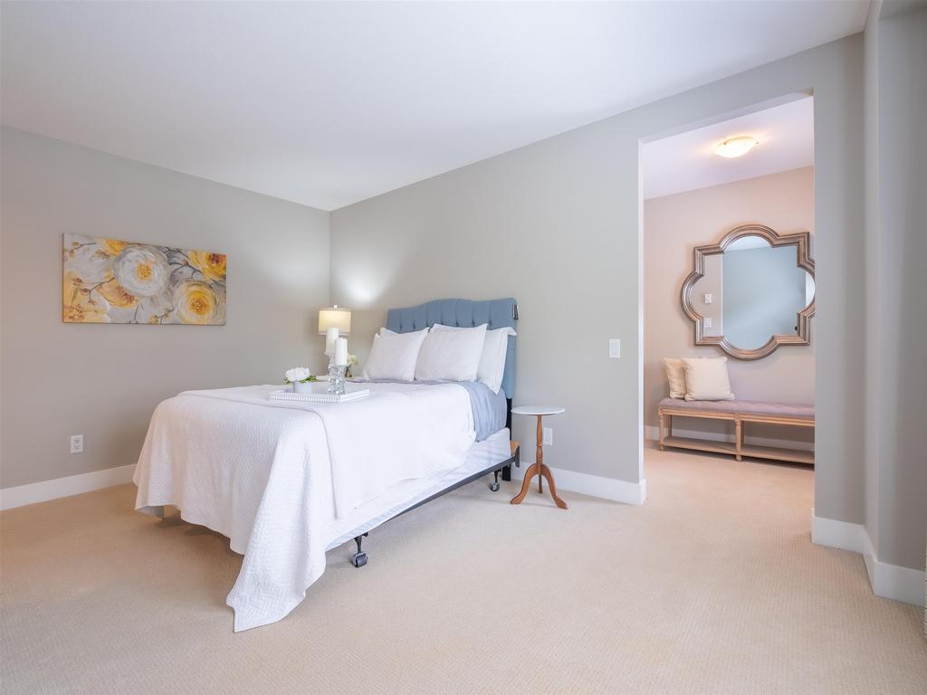 Listing Image for R3100696