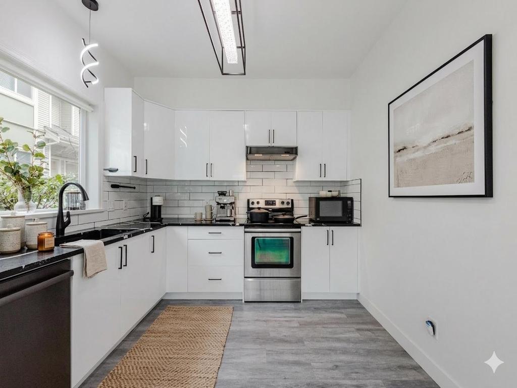 Listing Image for R3100708