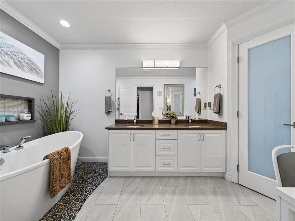 Listing Image for R3100709