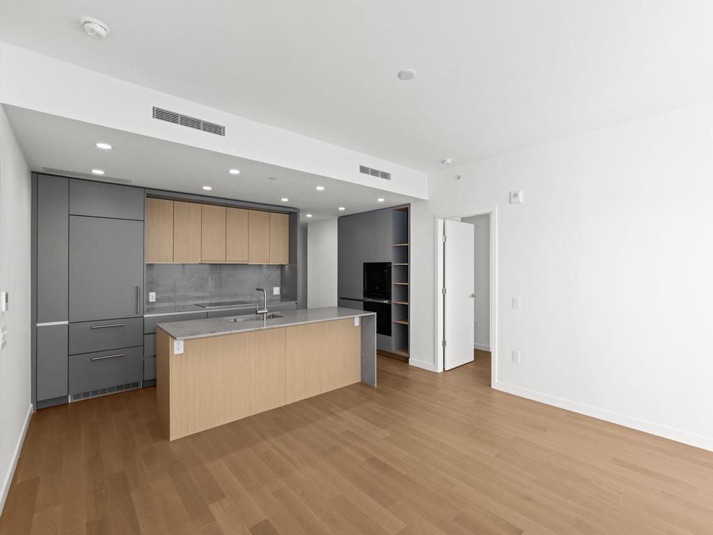 Listing Image for R3100729