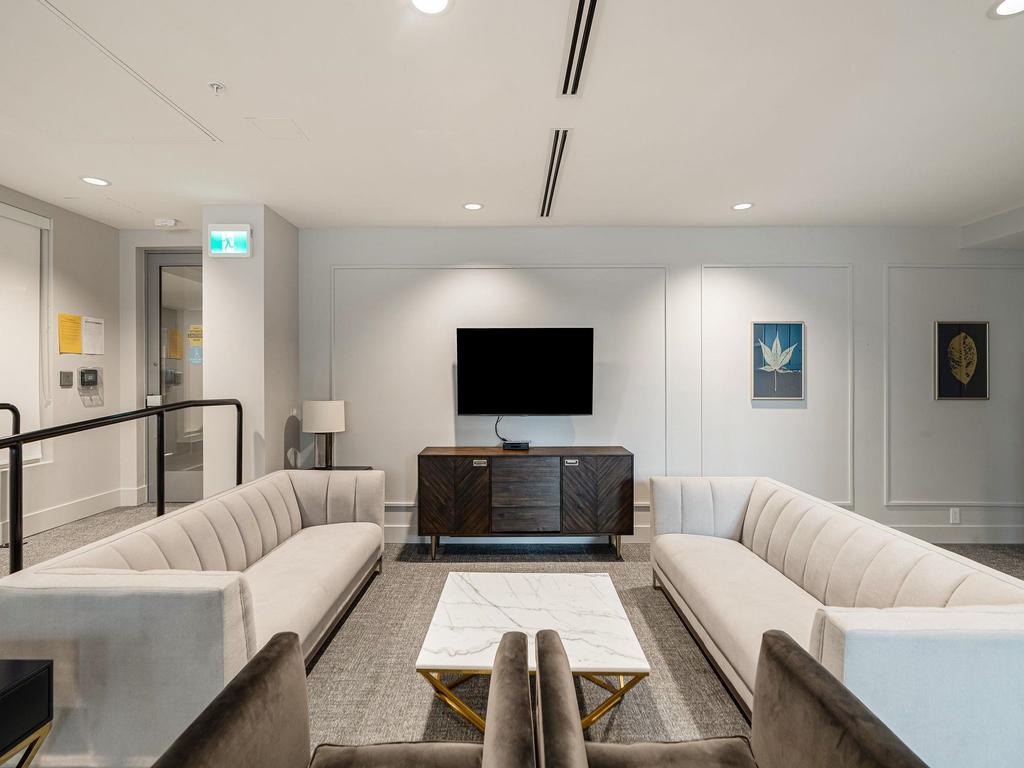 Listing Image for R3100750