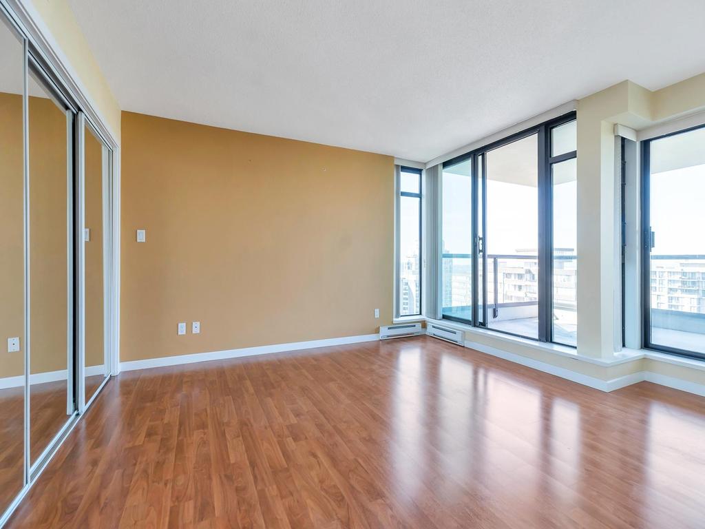 Listing Image for R3100755