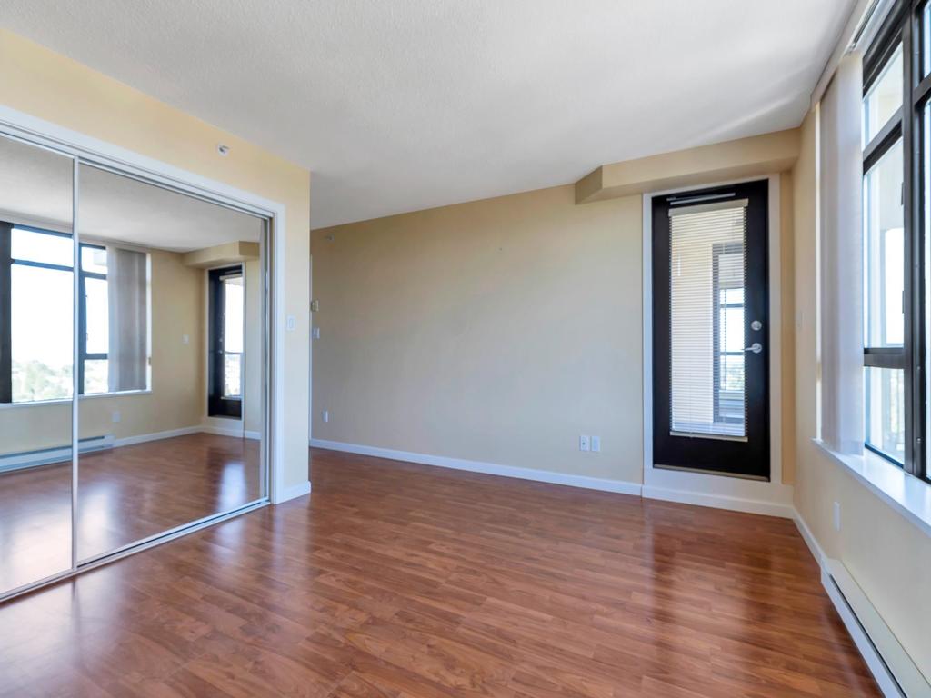 Listing Image for R3100755