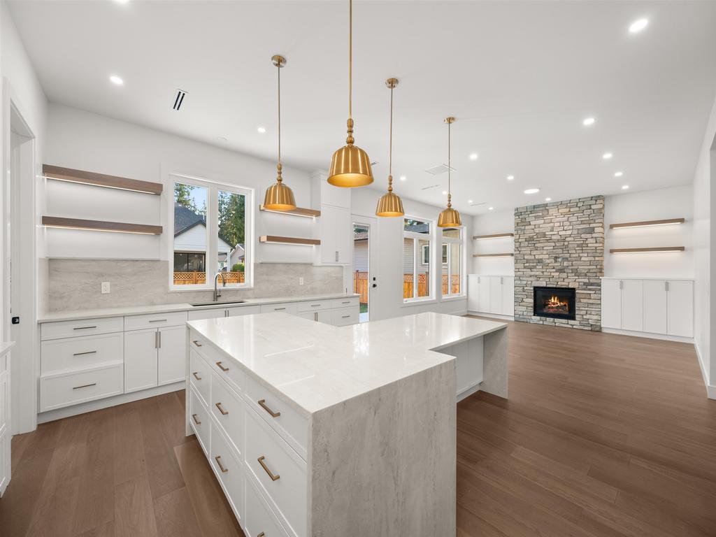 Listing Image for R3100759