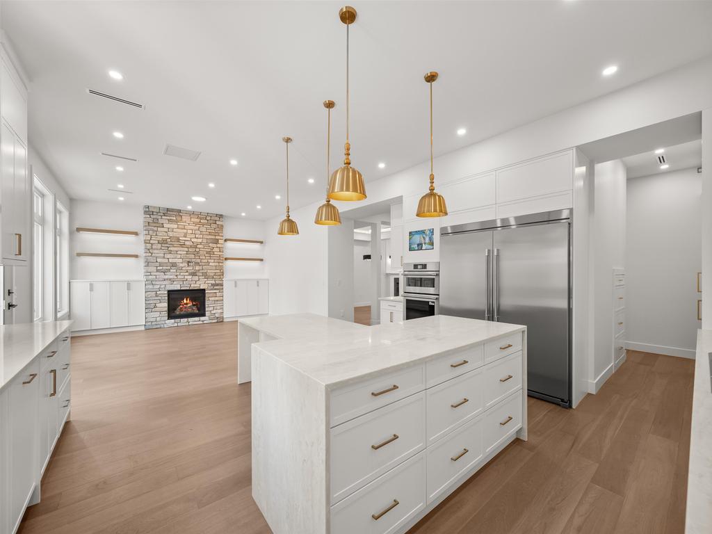 Listing Image for R3100759