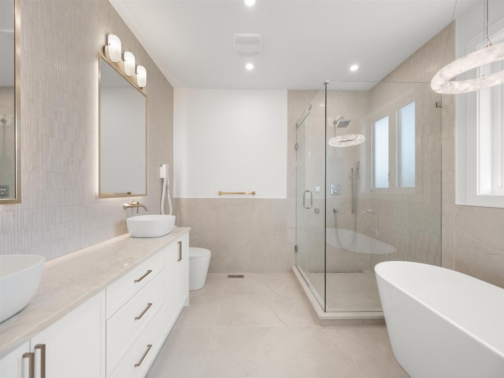 Listing Image for R3100759