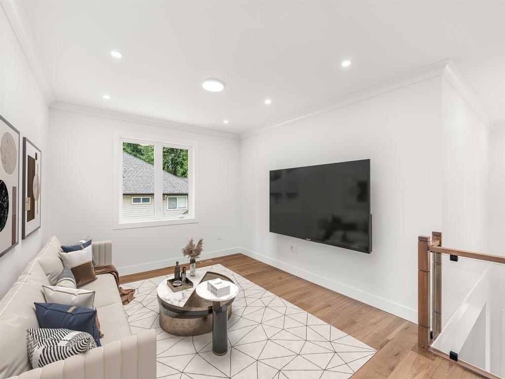 Listing Image for R3100759