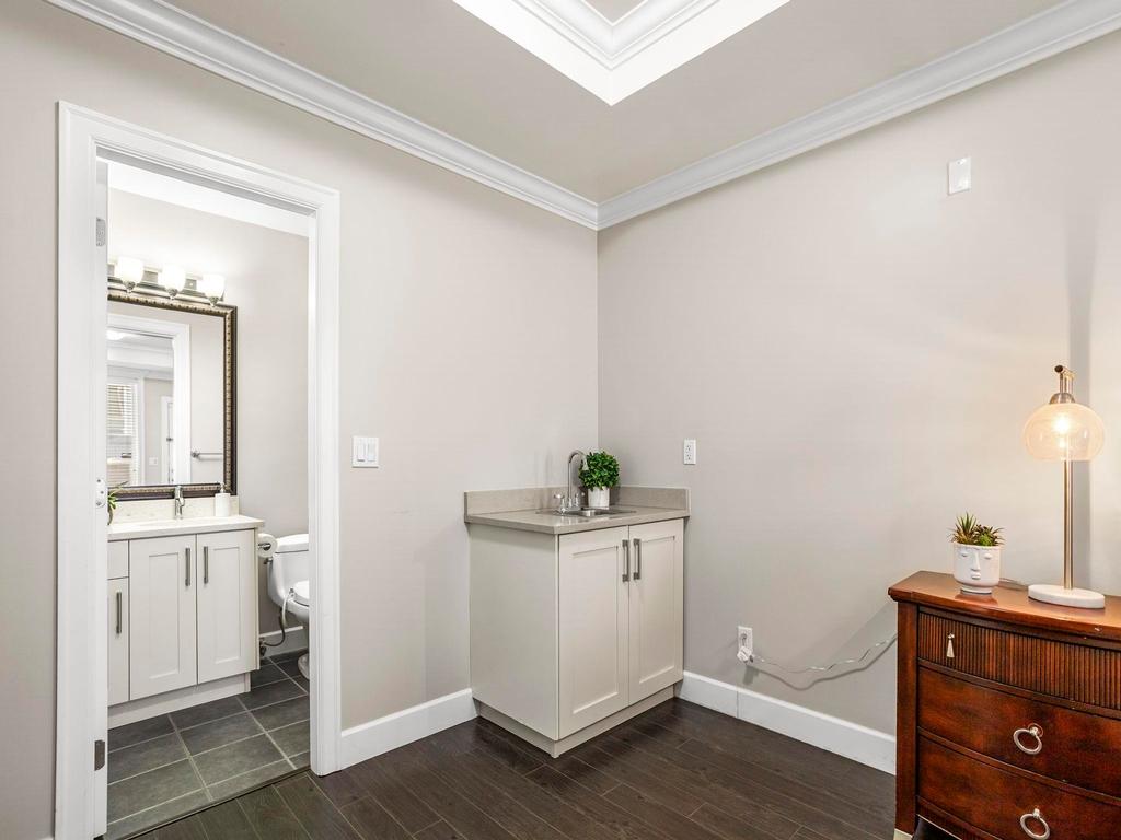 Listing Image for R3100763