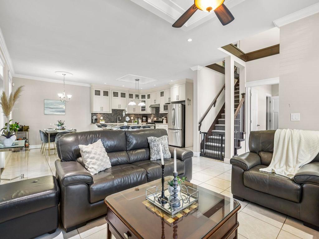 Listing Image for R3100763