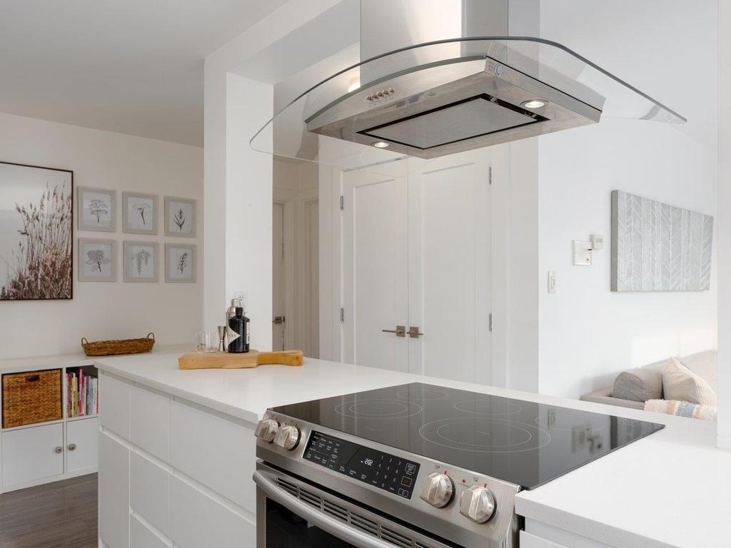 Listing Image for R3100775