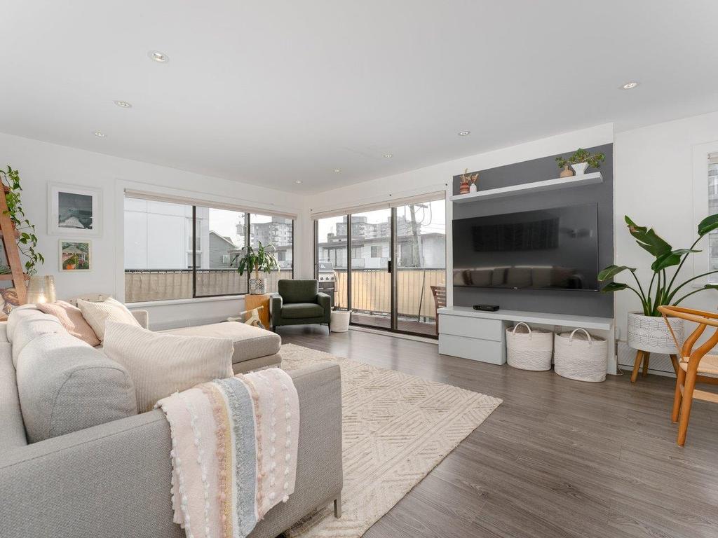 Listing Image for R3100775