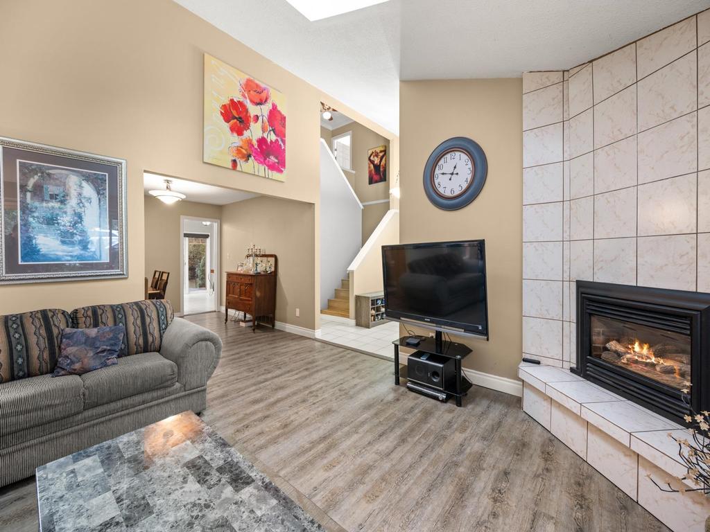 Listing Image for R3100776