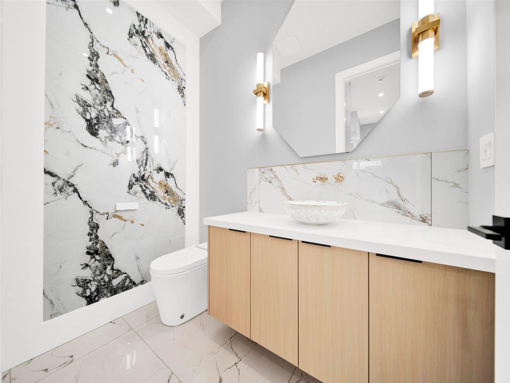 Listing Image for R3100782