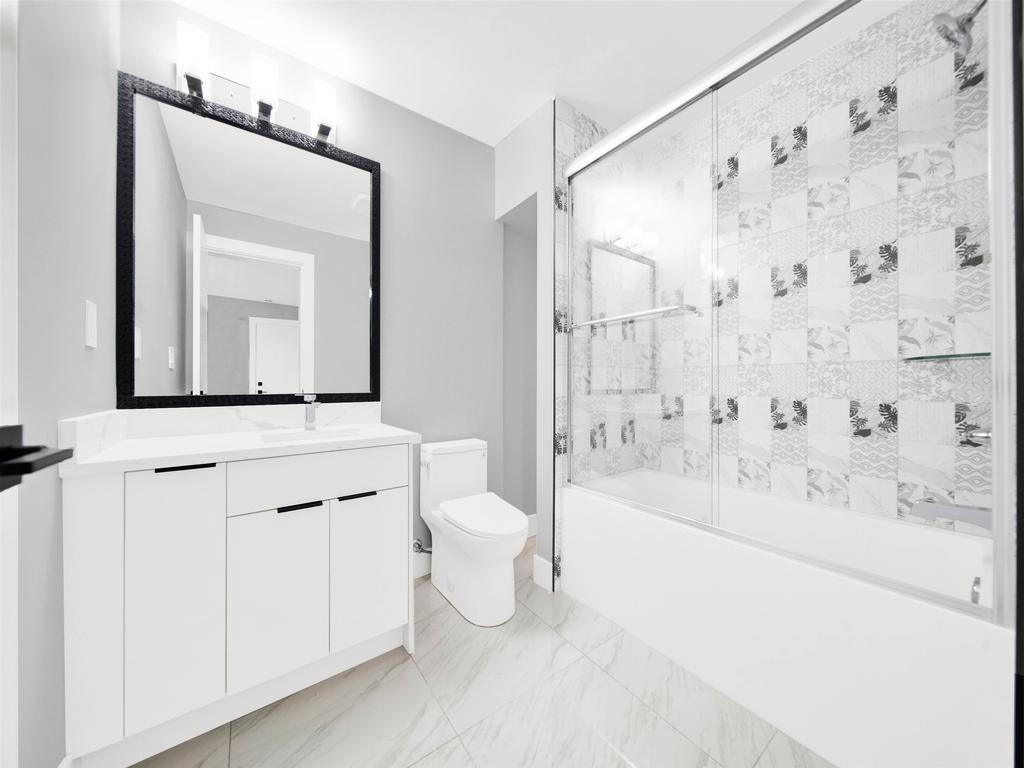 Listing Image for R3100782