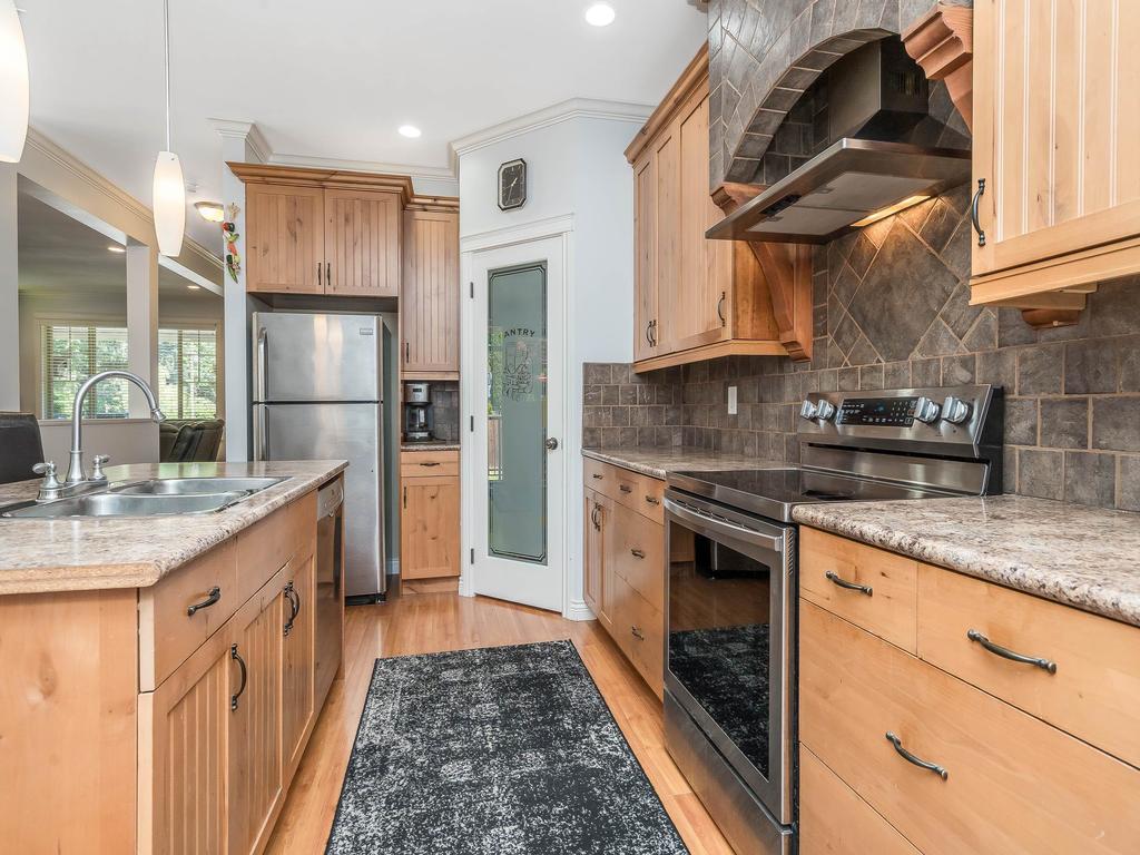 Listing Image for R3100784