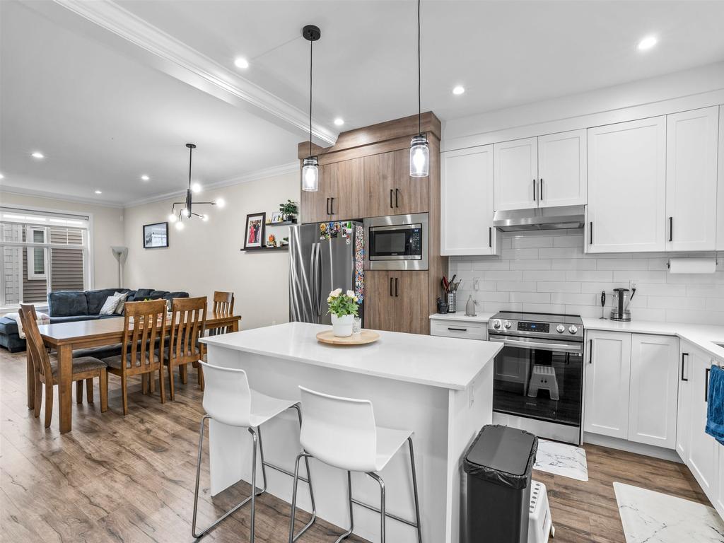 Listing Image for R3100789