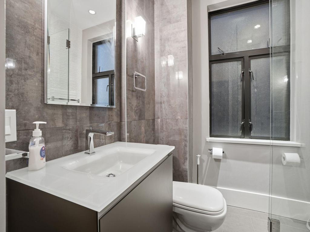 Listing Image for R3100791