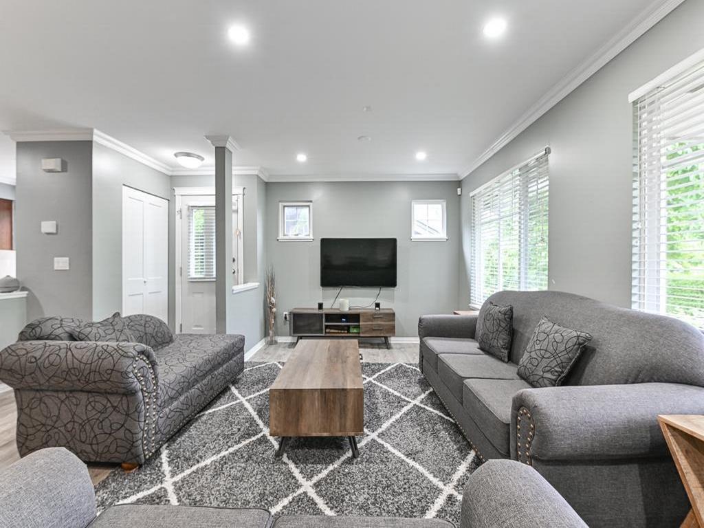 Listing Image for R3100809