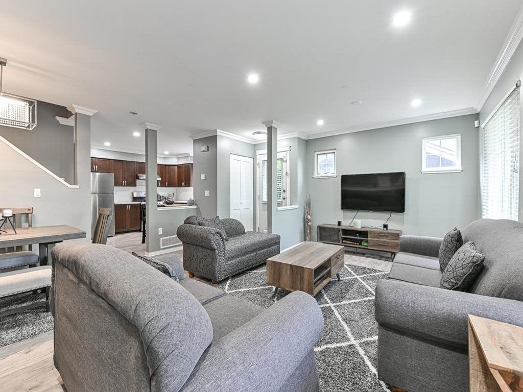 Listing Image for R3100809