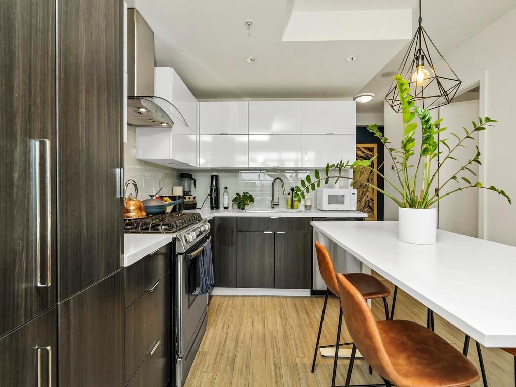 Listing Image for R3100813