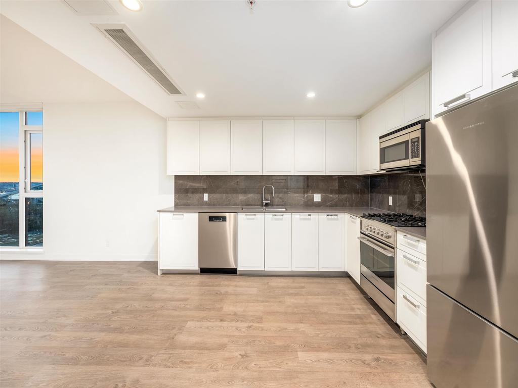 Listing Image for R3100838