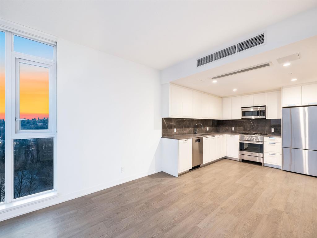 Listing Image for R3100838