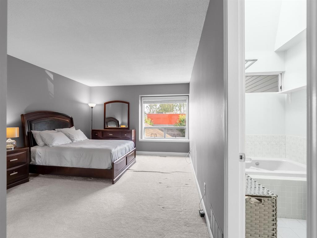 Listing Image for R3100840