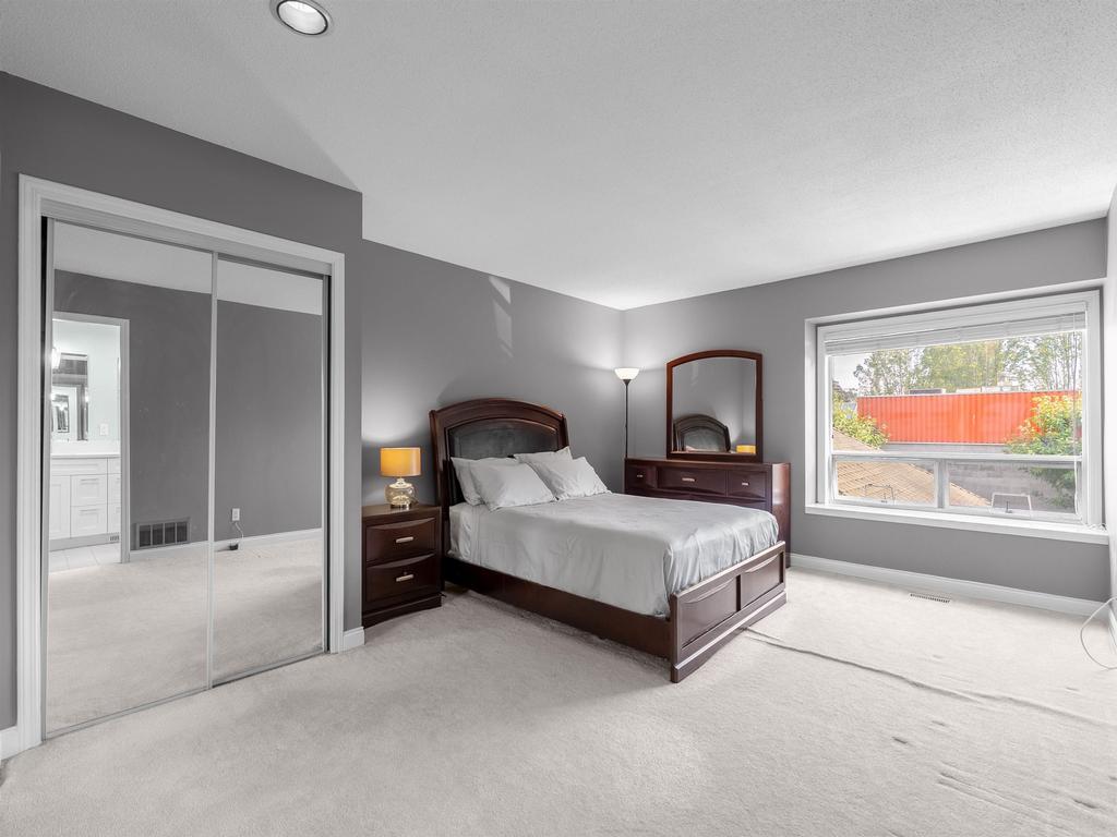 Listing Image for R3100840