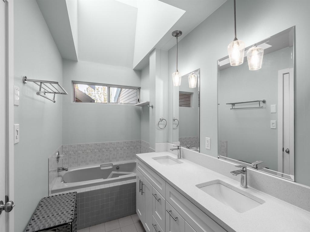 Listing Image for R3100840