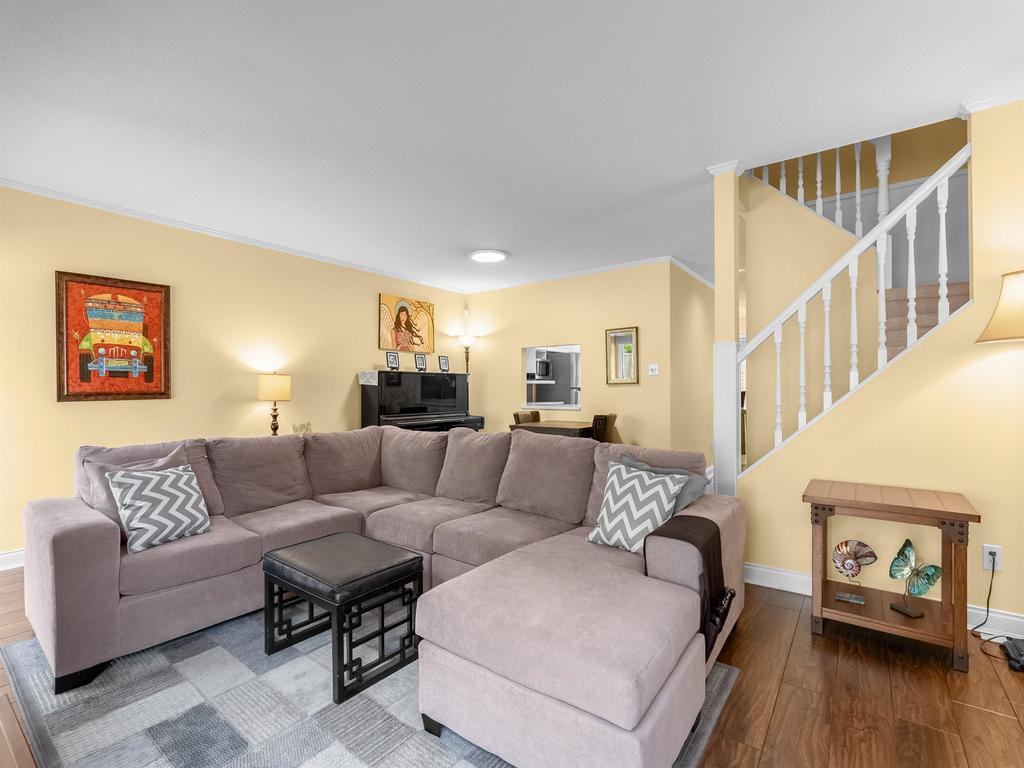 Listing Image for R3100840