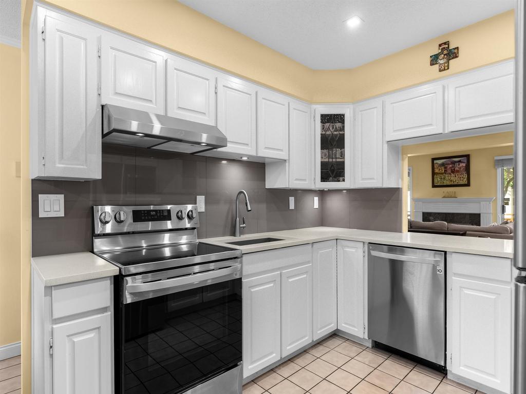 Listing Image for R3100840